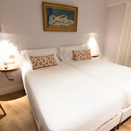 Oleum - Parking Gratuito Reserva Previa 4*