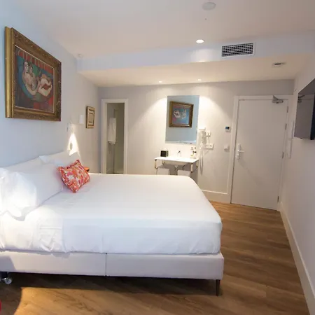 Oleum - Parking Gratuito Reserva Previa Hotel 4*
